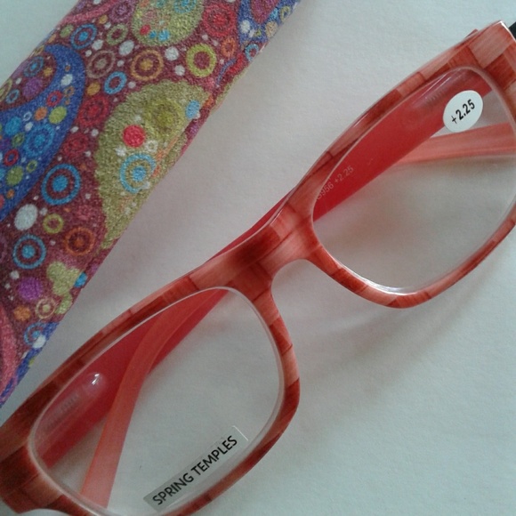 Glasses, Readers - Picture 2 of 3